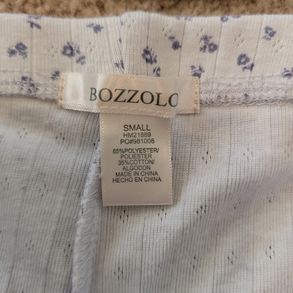 Bozzolo White and Blue Floral Pajama Set - Picture 4 of 5